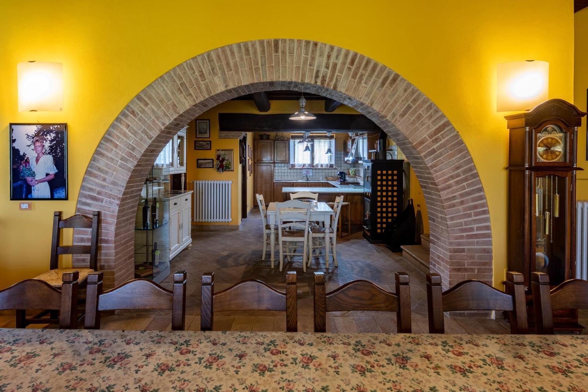 فيلا La Casa Di Betta Monte Campano المظهر الخارجي الصورة